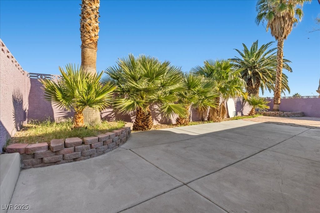 Las Vegas, Nevada 89122, United States, 4 Bedrooms Bedrooms, ,3 BathroomsBathrooms,Residential,Active,254967