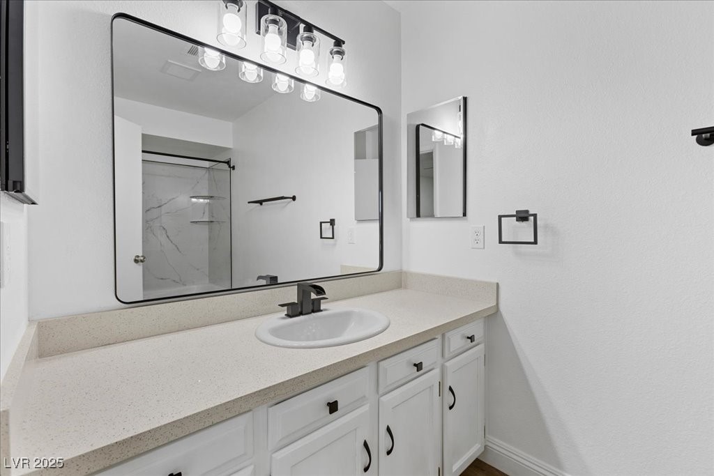 Las Vegas, Nevada 89122, United States, 4 Bedrooms Bedrooms, ,3 BathroomsBathrooms,Residential,Active,254967