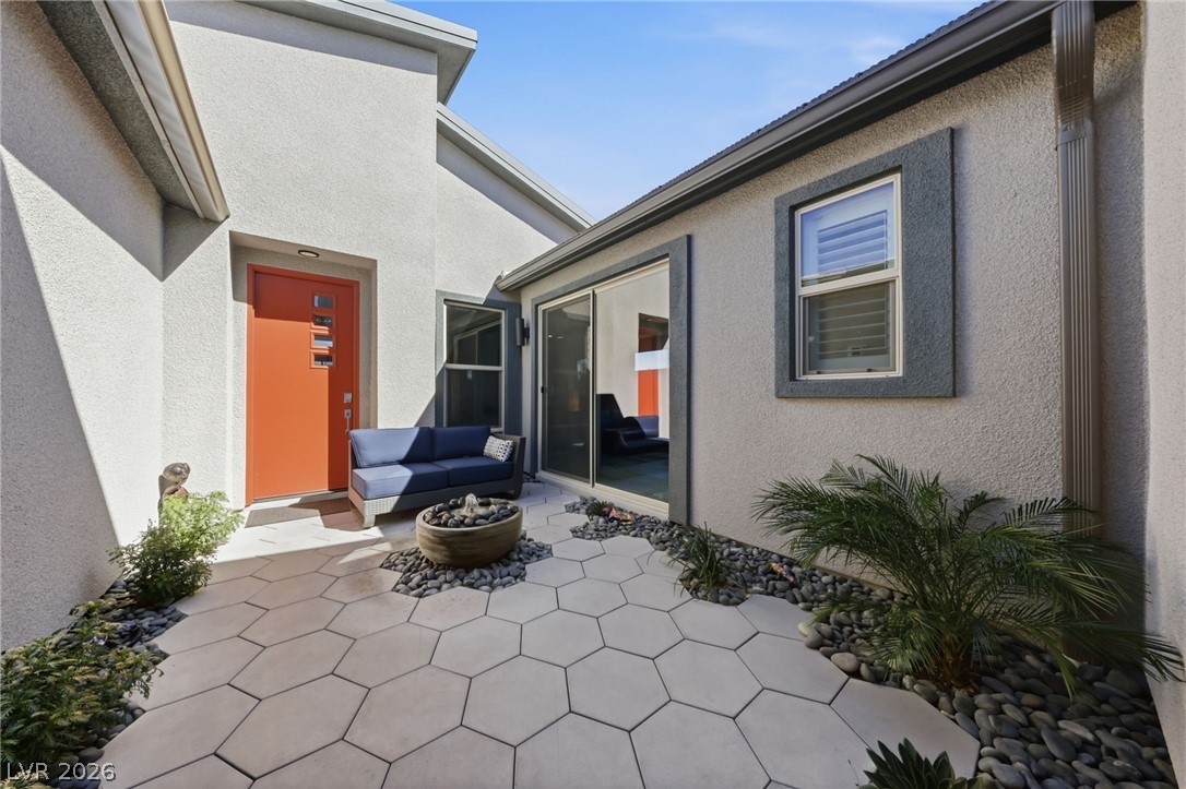 10254 Barnett Hill Court