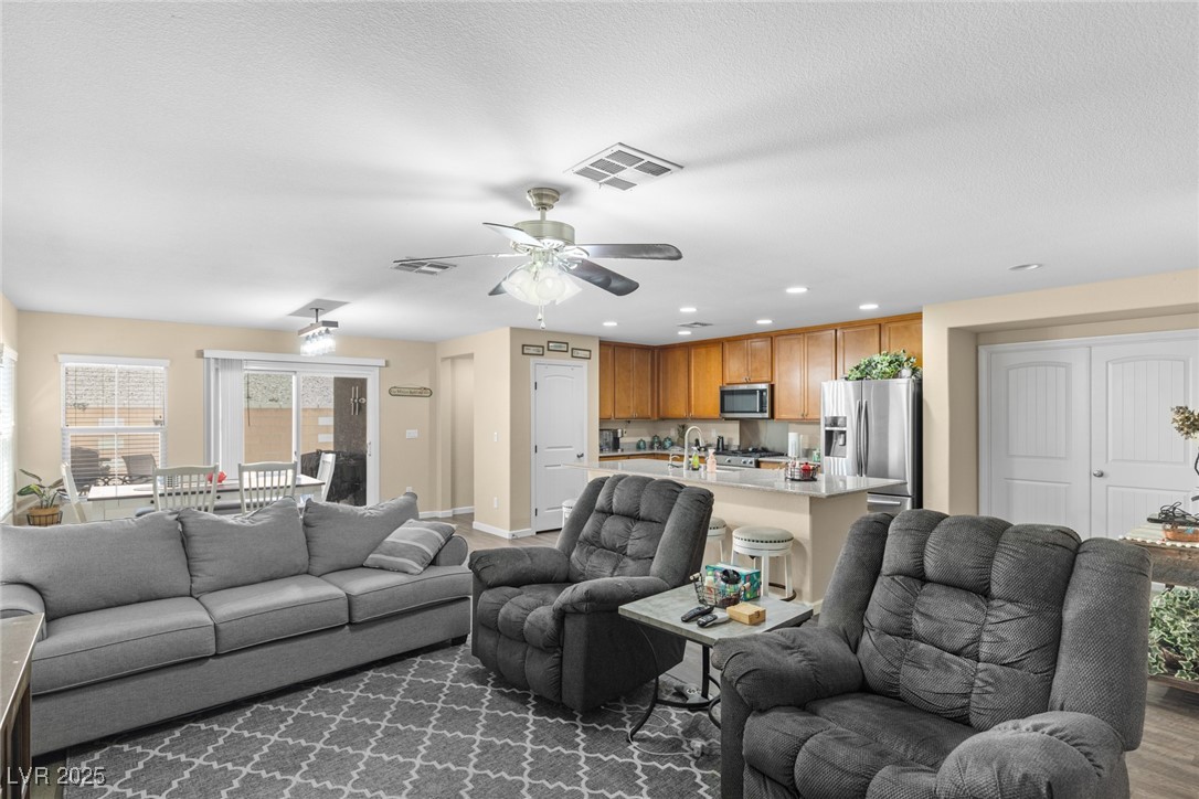 4440 Hatch Bend Avenue