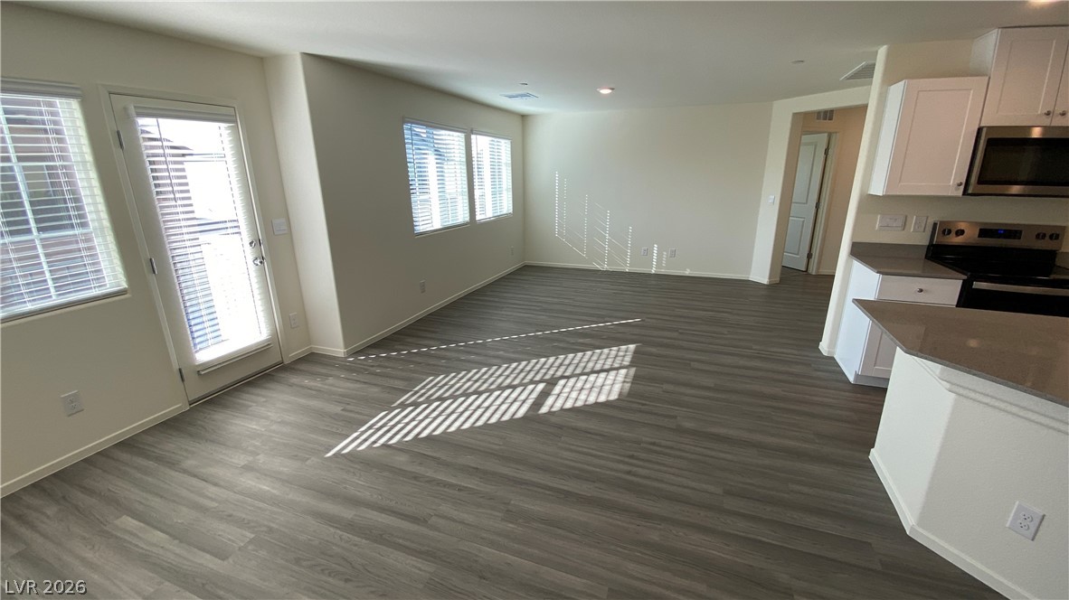 7850 Aurora Sky Street