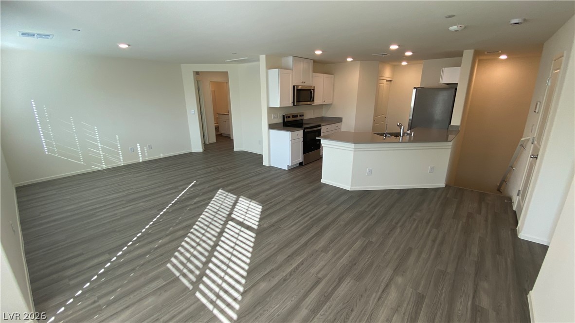 7850 Aurora Sky Street