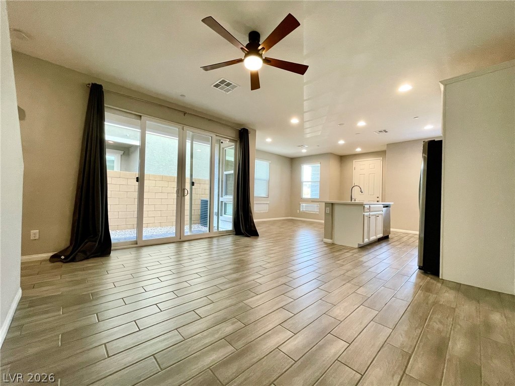 702 Cottonwood Hill Place