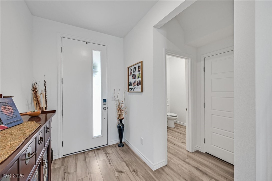 Henderson, Nevada 89015, United States, 3 Bedrooms Bedrooms, ,3 BathroomsBathrooms,Residential,Active,205591