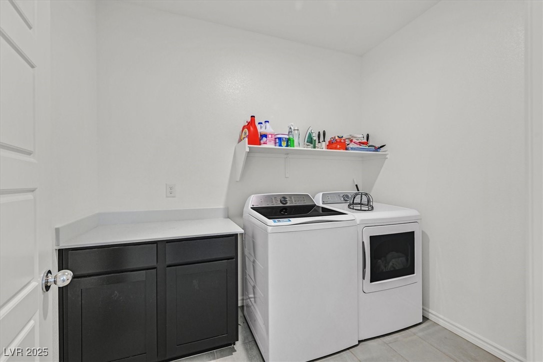 Henderson, Nevada 89015, United States, 3 Bedrooms Bedrooms, ,3 BathroomsBathrooms,Residential,Active,205591