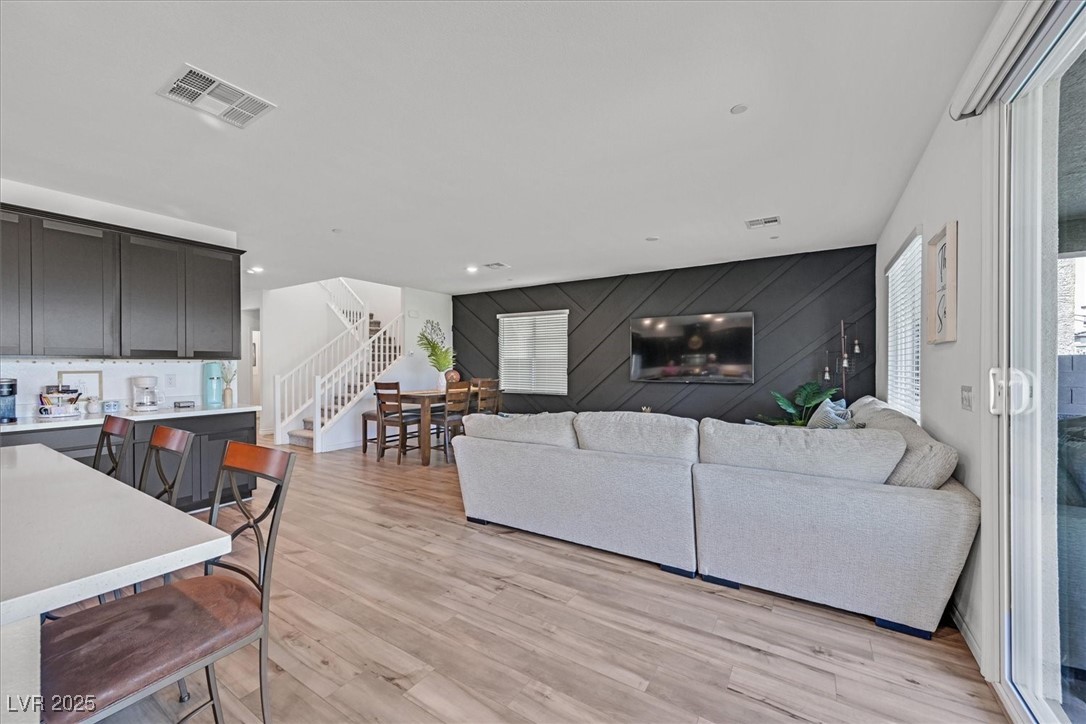 282 Mount Steele Avenue