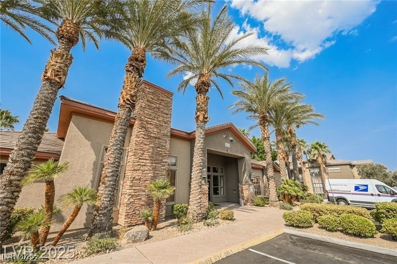 8000 Badura Avenue 1020