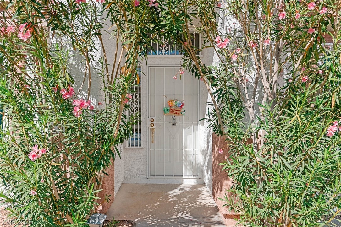 3008 Seasons Avenue