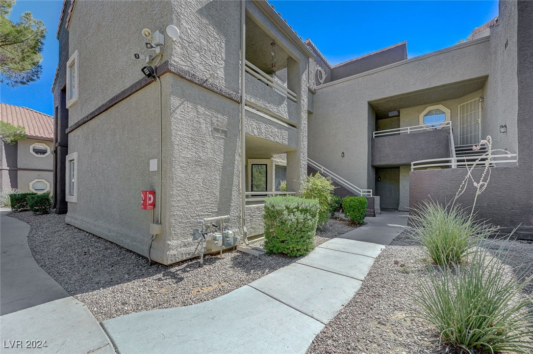 5042 S Rainbow Boulevard #101, Las Vegas, Nevada image 3