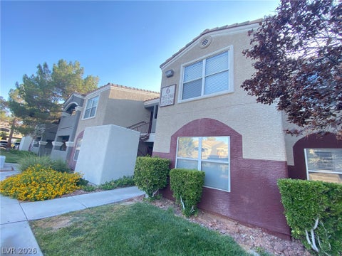 Condo For Rent - 5055 W Hacienda Avenue #1055<br/> Clark County, Las Vegas, NV 89118