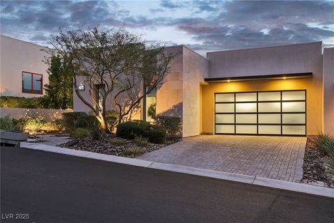 Photo of 471 Serenity Point Drive, Henderson, NV 89012 (MLS # 2735410)