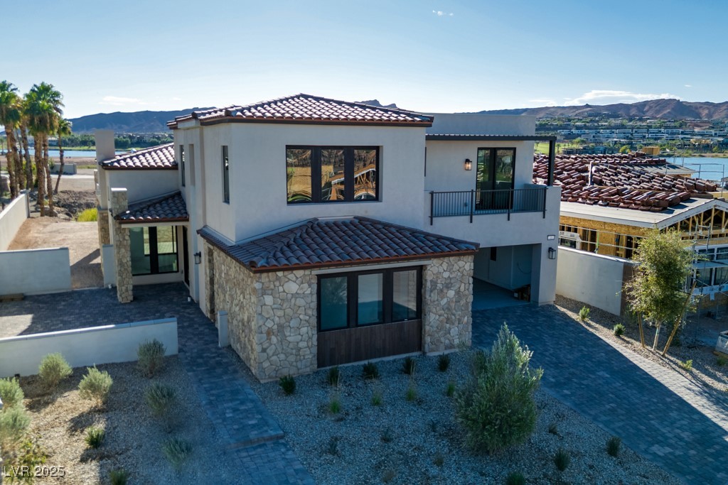 45 Bellissima Lago Court