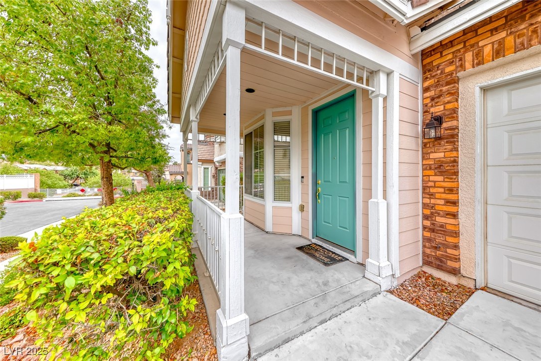 989 Sparkling Light Street