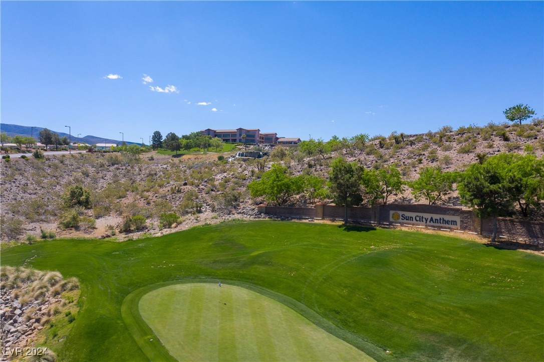 Henderson, Nevada 89052, United States, 2 Bedrooms Bedrooms, ,3 BathroomsBathrooms,Residential,Pending,28952