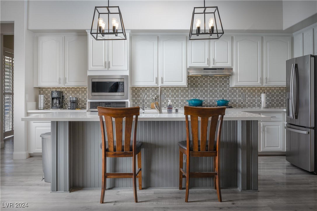 Henderson, Nevada 89052, United States, 2 Bedrooms Bedrooms, ,3 BathroomsBathrooms,Residential,Pending,28952