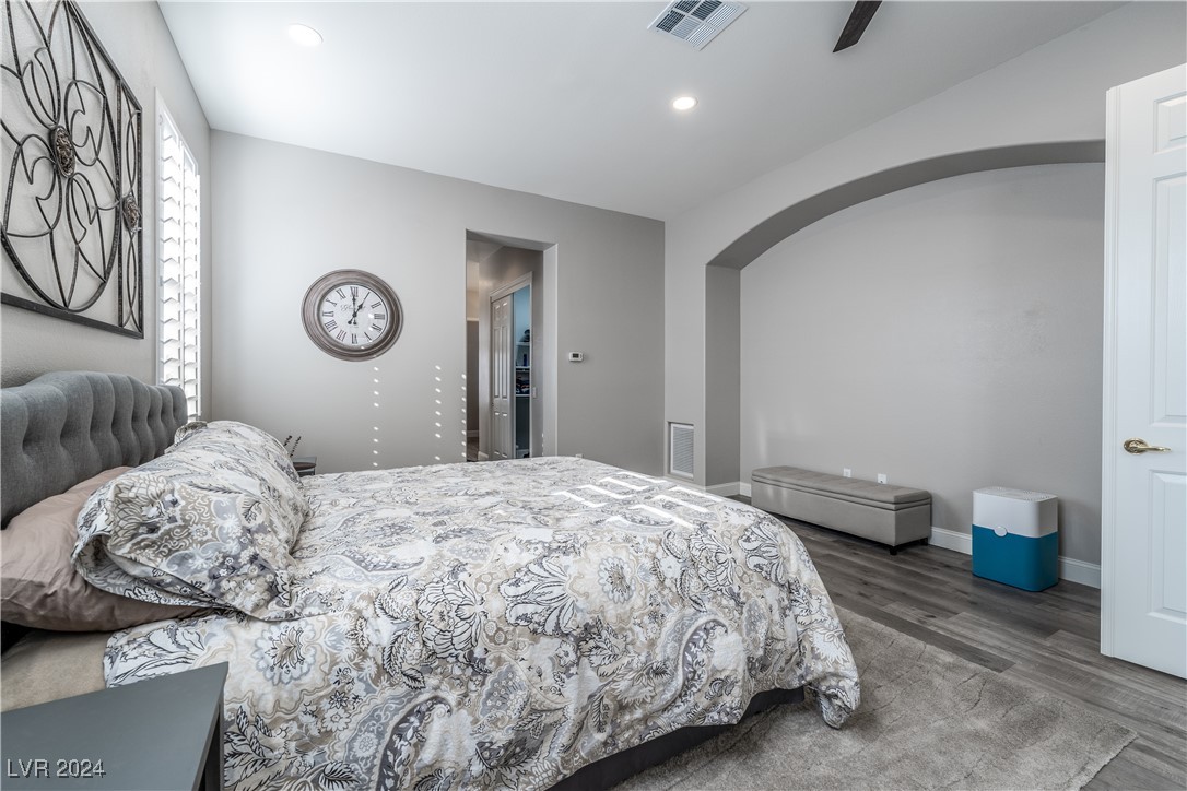 Henderson, Nevada 89052, United States, 2 Bedrooms Bedrooms, ,3 BathroomsBathrooms,Residential,Pending,28952