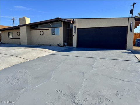 Homes For Sale - 3138 Gaucho Drive<br/> Clark County, Las Vegas, NV 89169