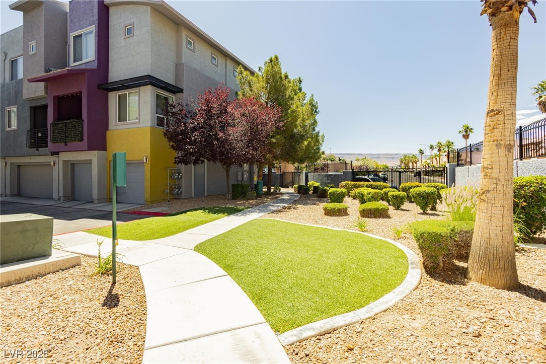 Las Vegas, Nevada 89147, United States, 3 Bedrooms Bedrooms, ,4 BathroomsBathrooms,Residential,Active,128743