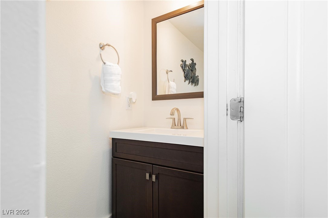 Las Vegas, Nevada 89147, United States, 3 Bedrooms Bedrooms, ,4 BathroomsBathrooms,Residential,Active,128743