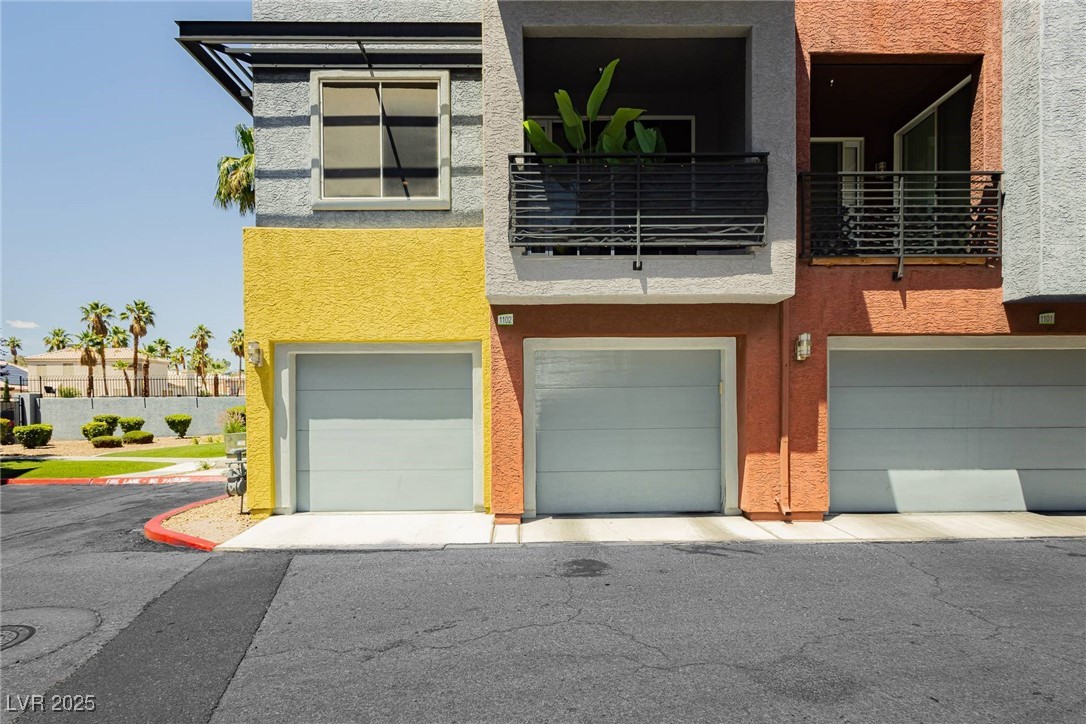 Las Vegas, Nevada 89147, United States, 3 Bedrooms Bedrooms, ,4 BathroomsBathrooms,Residential,Active,128743