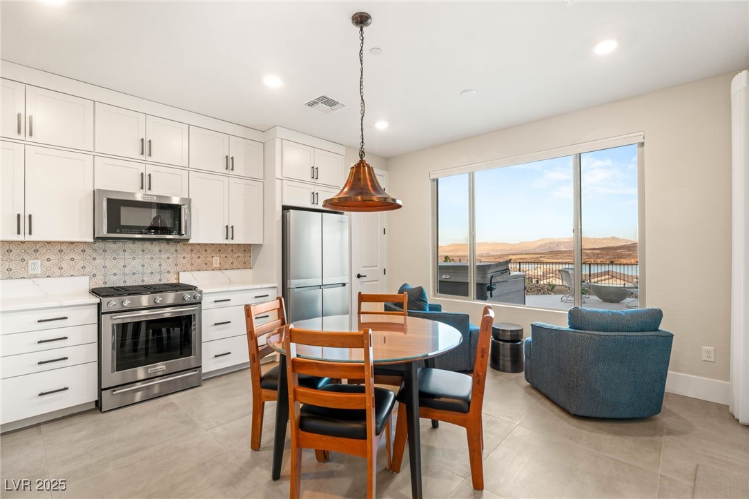 46 Lake Bluff Court, Henderson, Nevada image 15