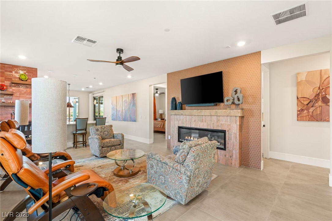 46 Lake Bluff Court, Henderson, Nevada image 5