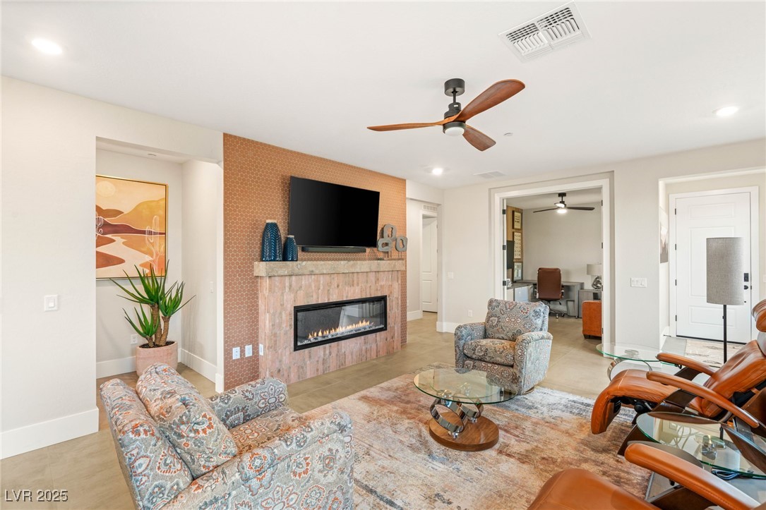 46 Lake Bluff Court, Henderson, Nevada image 6