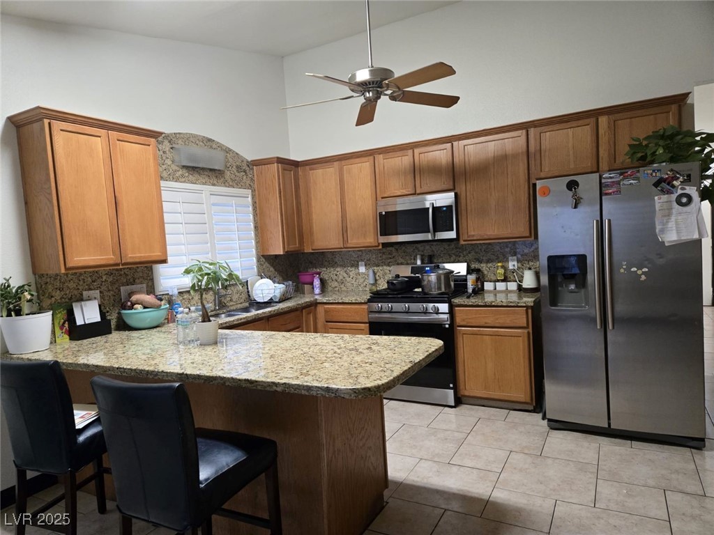 6361 Copperfield Avenue, Las Vegas, Nevada image 6