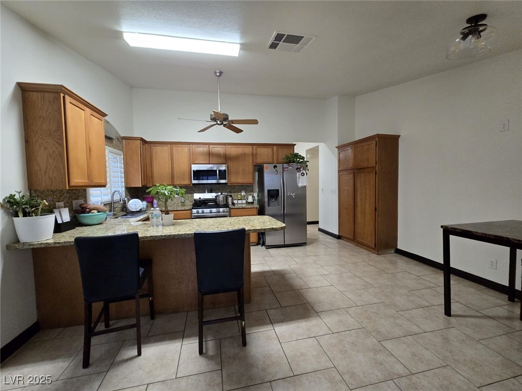 6361 Copperfield Avenue, Las Vegas, Nevada image 9