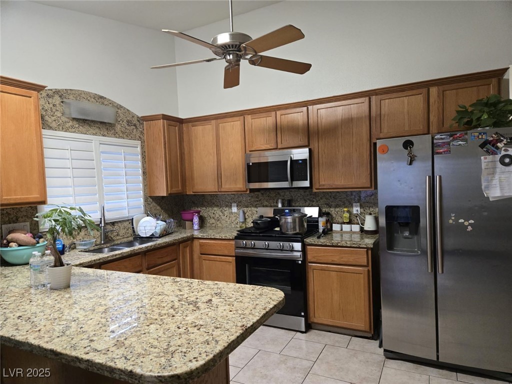 6361 Copperfield Avenue, Las Vegas, Nevada image 5