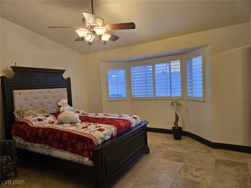 6361 Copperfield Avenue, Las Vegas, Nevada image 18