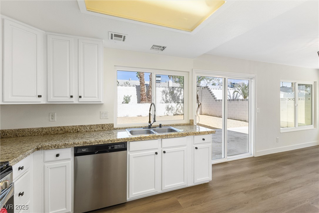 5035 Meadow Grove Court, Las Vegas, Nevada image 17