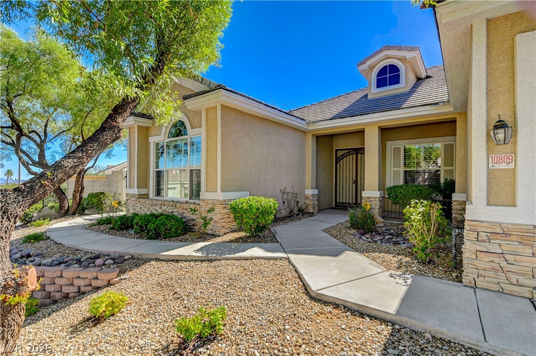 10809 Elm Ridge Avenue