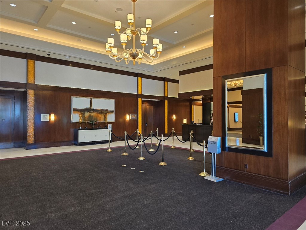 135 E Harmon Avenue 2203