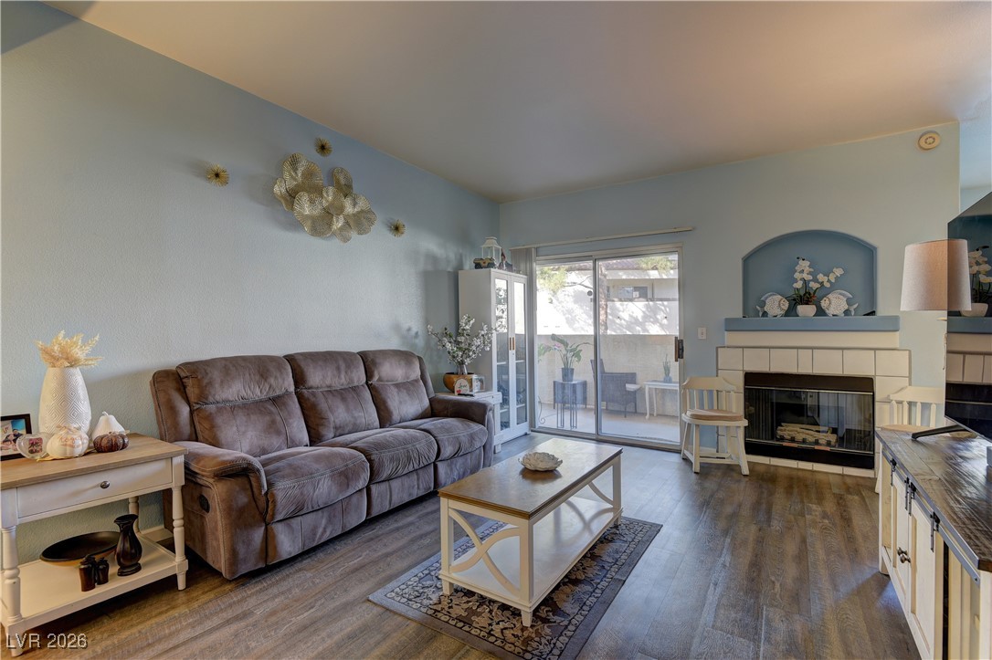 2975 Bluegrass Lane 712