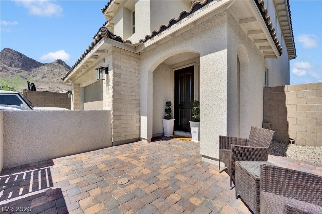 2252 Bird Of Prey Street