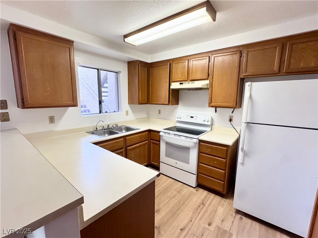 2160 Highpointe Drive #102, Laughlin, Nevada image 8