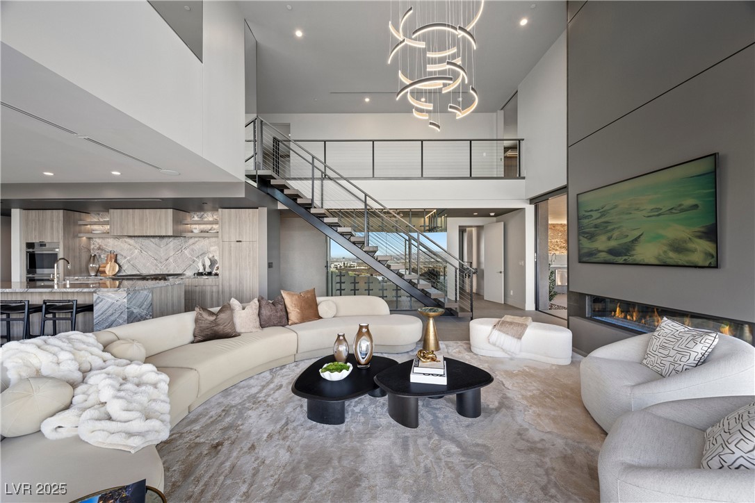 716 Dragon Peak Drive