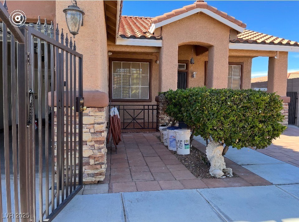 5975 Garden Vista Street