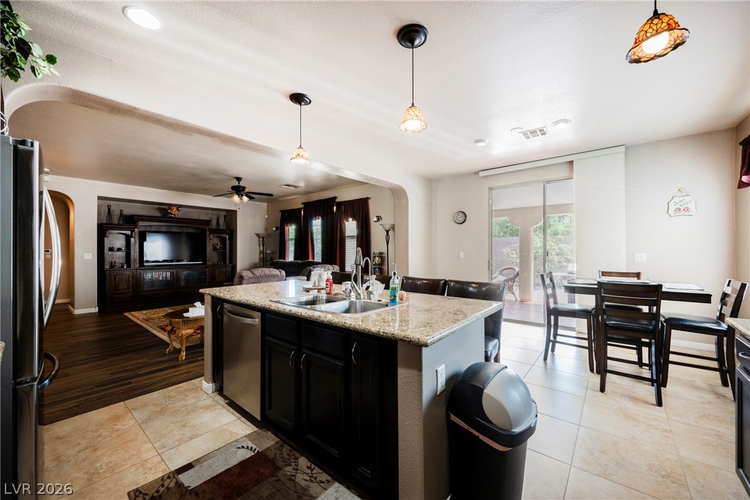 8054 Meadow Pasture Street