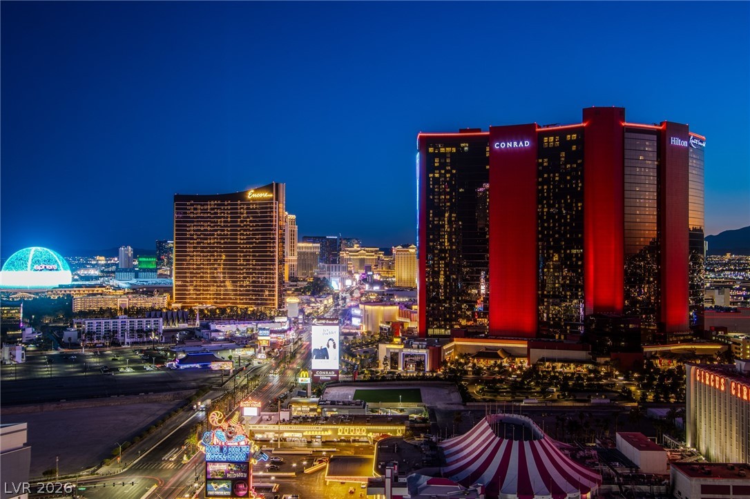 2700 Las Vegas Boulevard 2702