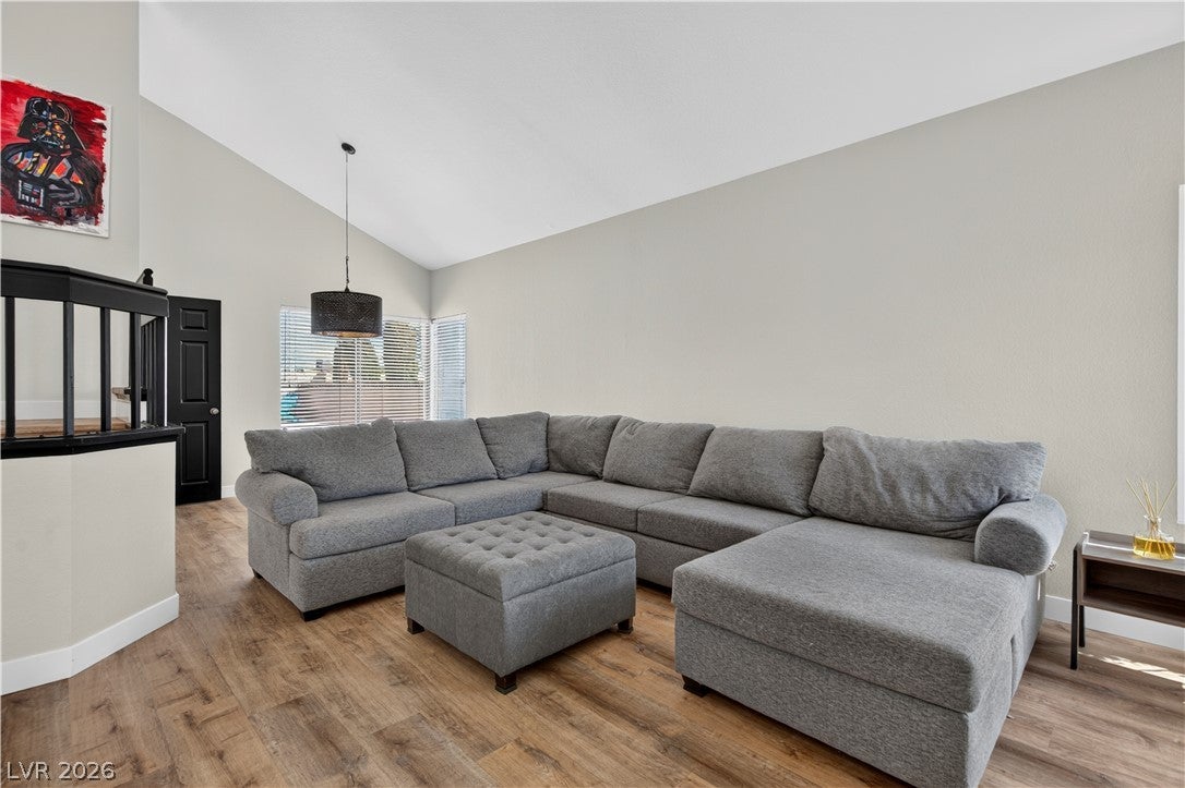 Properties 4 4750 Beaconsfield Street