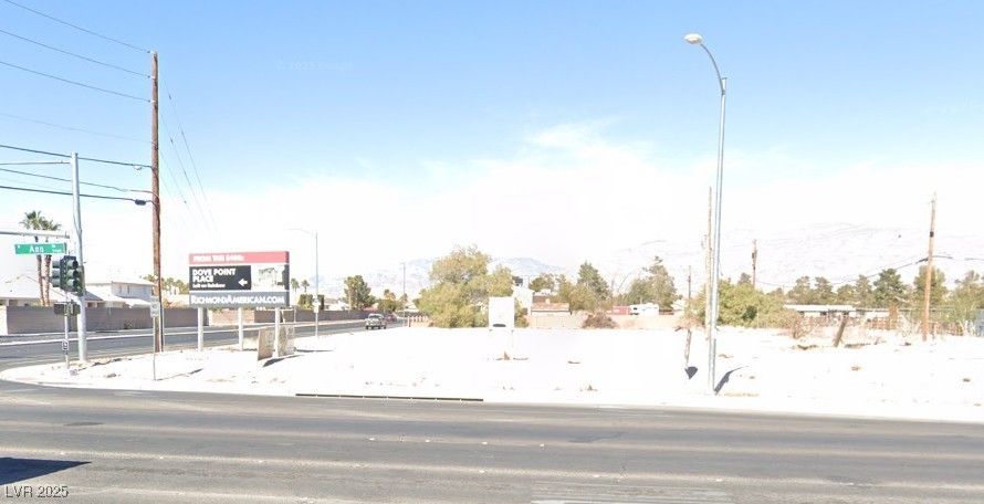 Properties 1 5620 N Jones Boulevard