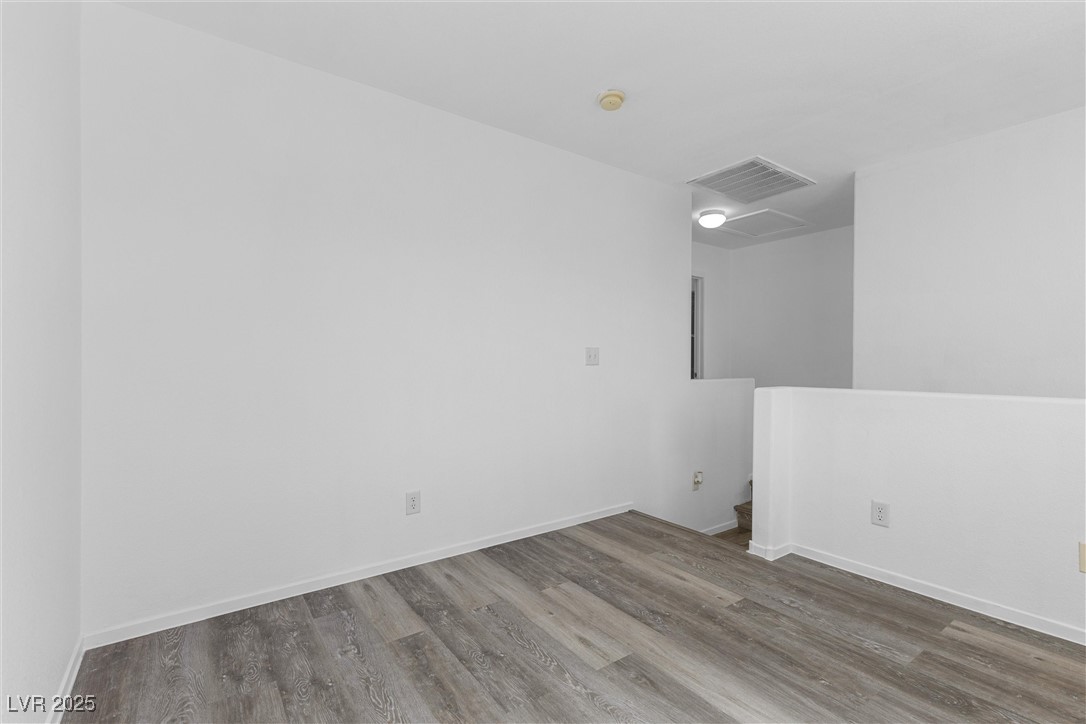 Las Vegas, Nevada 89148, United States, 2 Bedrooms Bedrooms, ,3 BathroomsBathrooms,Residential,Pending,125842