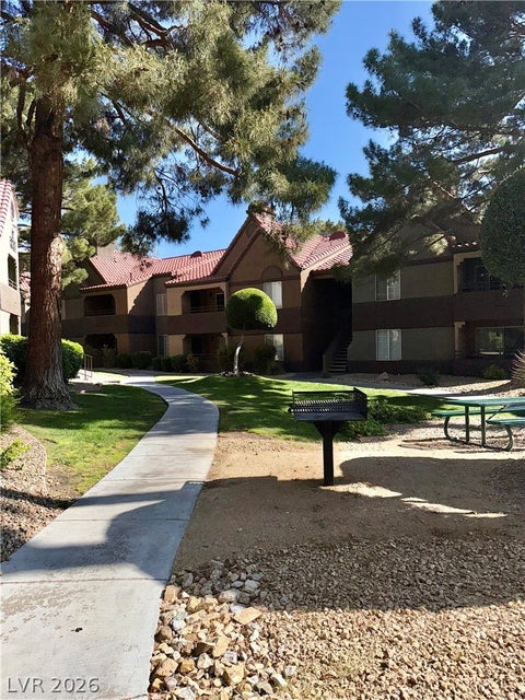 Condo For Rent - 2200 S Fort Apache Road #2062<br/> Clark County, Las Vegas, NV 89117