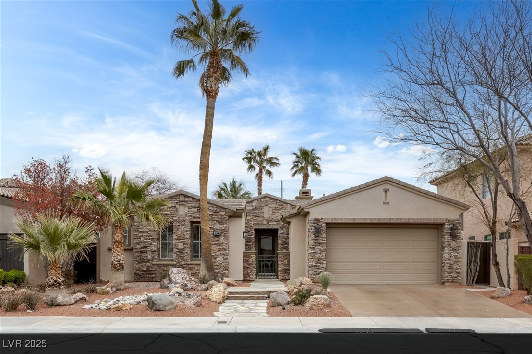 2822 Soft Horizon Way