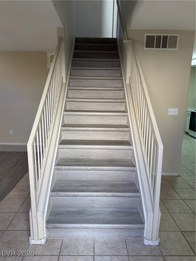 10187 Tree Bark Street