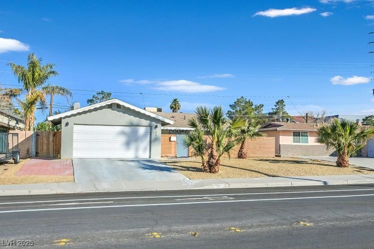 Properties 1 105 Shadow Lane