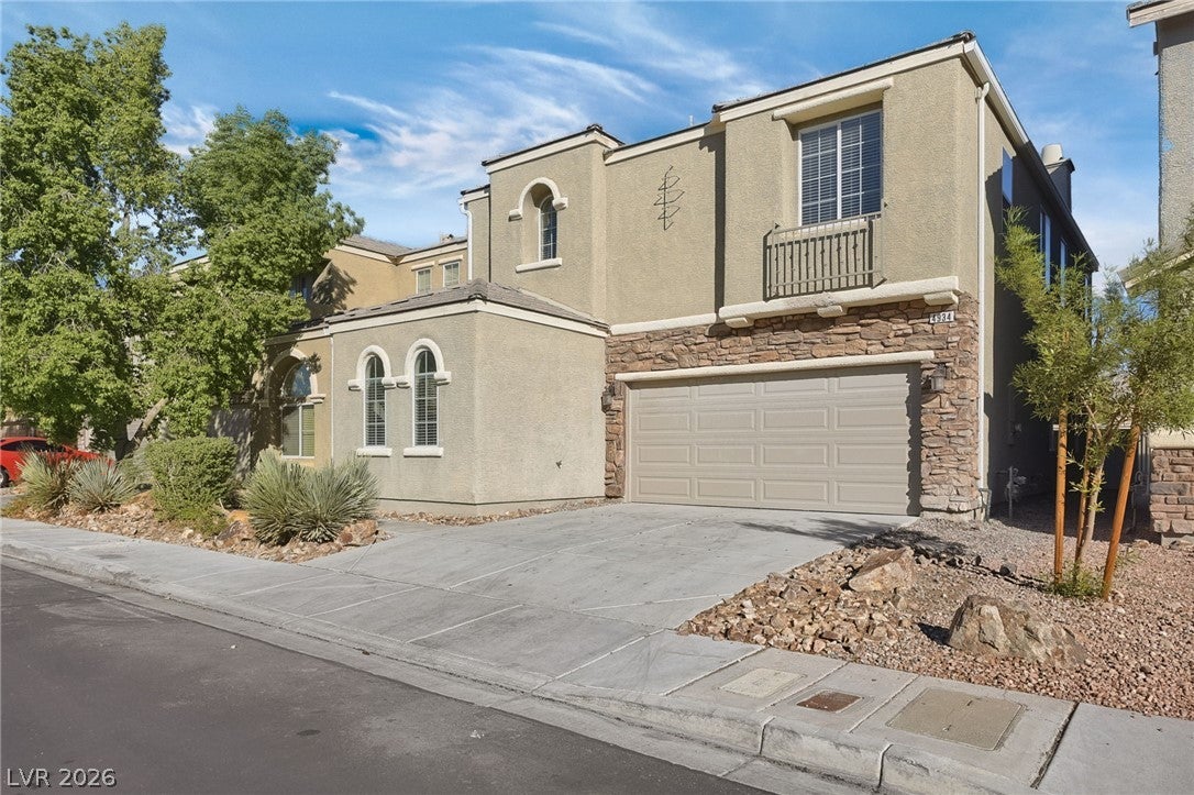 4934 Scholl Canyon Avenue