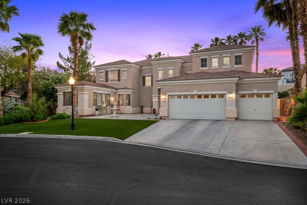 1417 Misty Moat Street